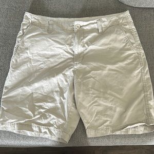 Old Navy Tan Men’s Khaki Shorts
